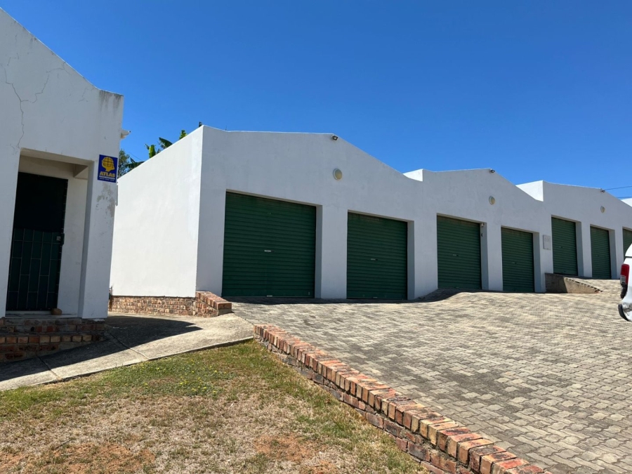 2 Bedroom Property for Sale in Despatch Central Eastern Cape